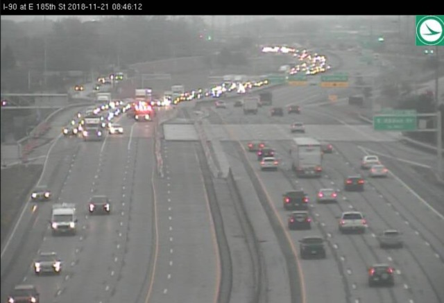 traffic alert crash on i 90 westbound at e 185th street closes